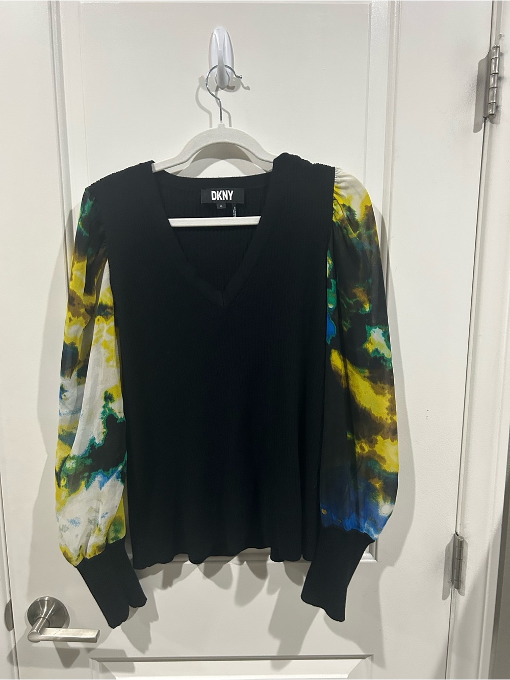 DKNY Black V-Neck Knit Top with Multicolor Printed Puff Sleeves